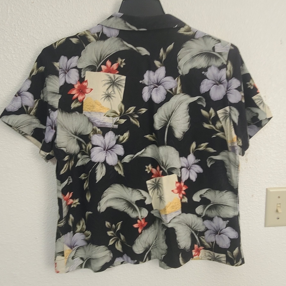 Men's Black Hawaiian Floral Camp Shirt - Lightweight Casual 100% Silk - Picture 8 of 8